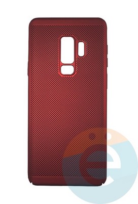 Накладка пластиковая перфорированная на Samsung Galaxy S9 Plus красная - фото 16383