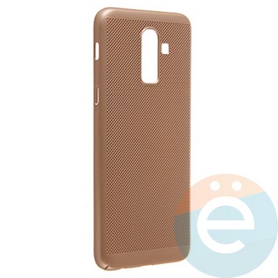 Накладка пластиковая перфорированная на Samsung Galaxy J8 (2018) золотистая - фото 22854