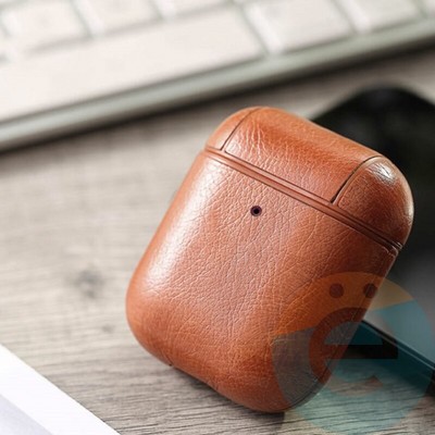 Чехол кожаный для наушников Apple AirPods 2 коричневый - фото 27803