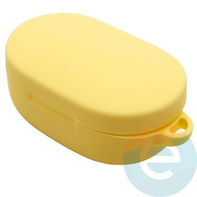 Чехол силиконовый с карабином для AirDots желтый - фото 38658