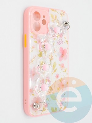 Накладка пластиковая с цепочкой для Apple iPhone 12 нежно розовая - фото 47790