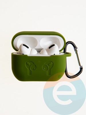 Чехол силиконовый для наушников Apple AirPods Pro 2 с логотипом и карабином хаки - фото 57386